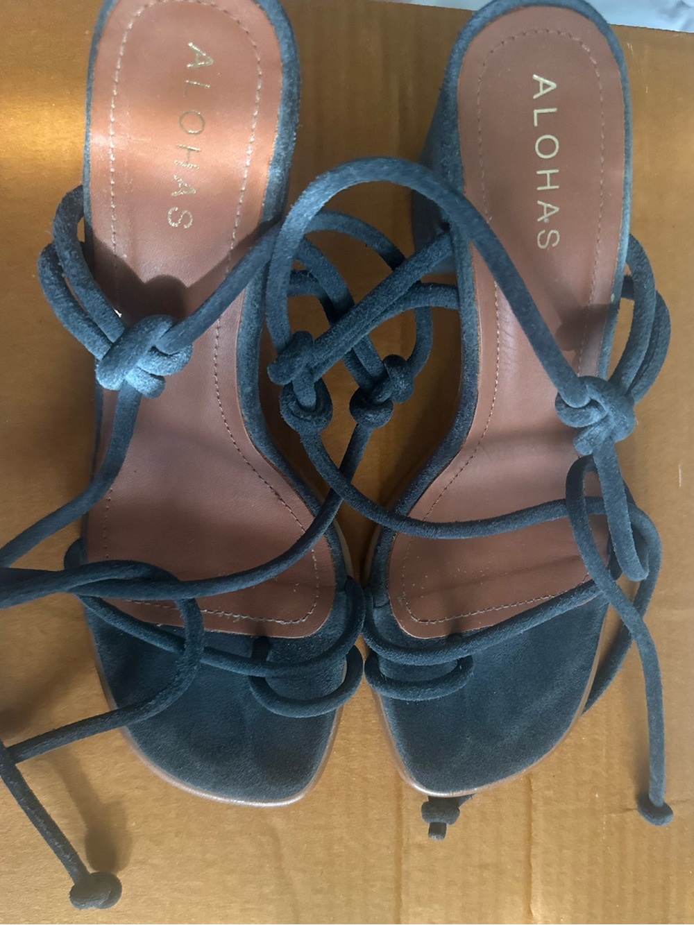 ALOHAS Navy Suede Knot Lace Sandals
